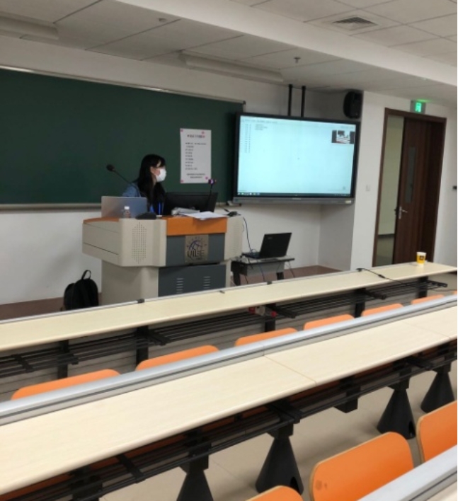 C:\Users\Yaodong\_DDNZone_\My Files\UIBE\性爱视频
工作\1. 研究生教学\a招生\2020硕士招生\照片\微信图片_20200603102129.jpg
